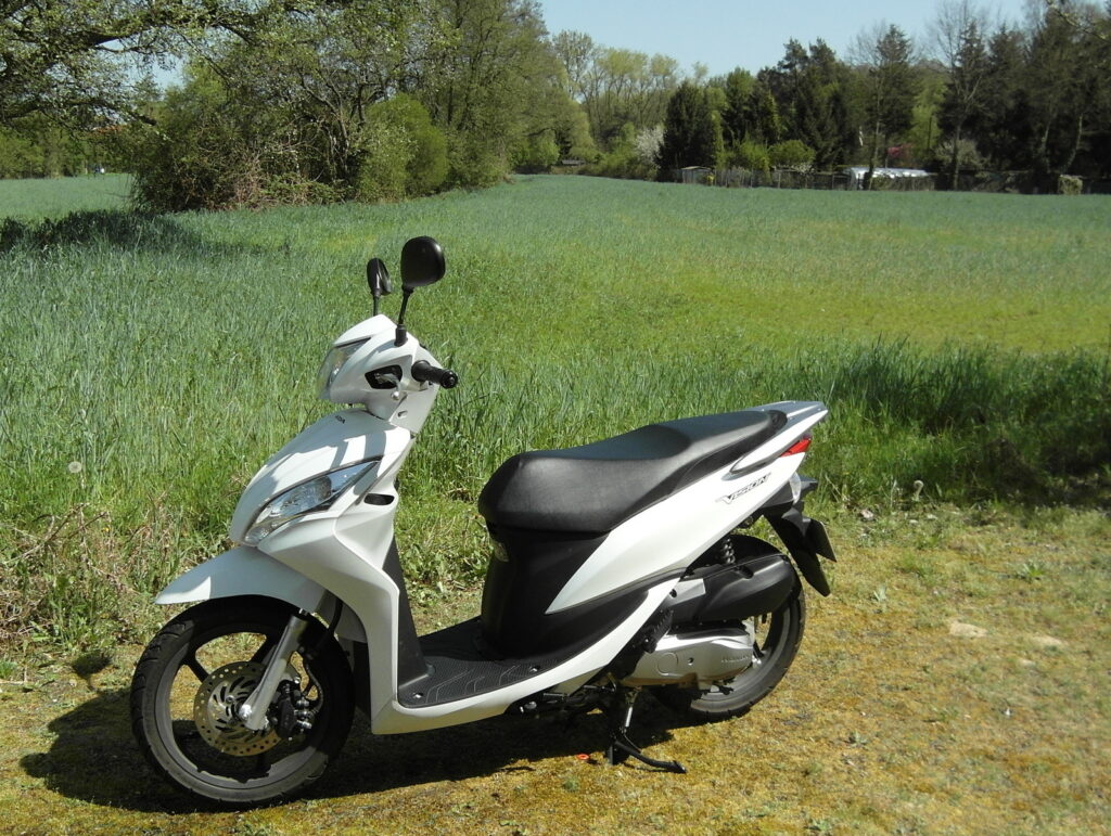 Honda_Vision_110-002