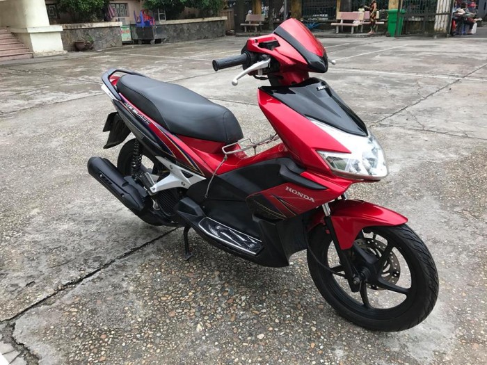 honda-air-blade-ban-voi-gia-soc-chi-chua-toi-8-trieu-dong-khien-khach-viet-sot-sinh-sich-anh-1