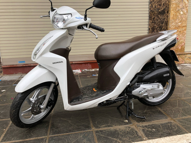 honda-vision-110-fi-doi-2016-btp-29g-524-66-moi-90-mau-trang-cho-ai-can-47891-1547089474-5c36b642d411f