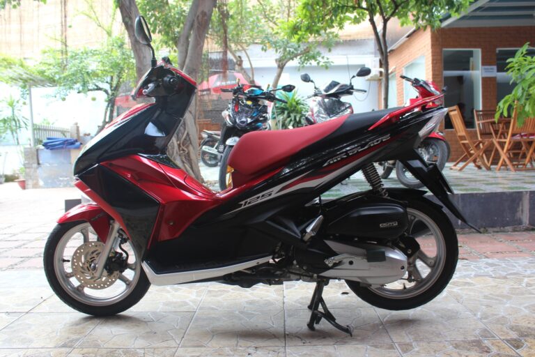 mua-xe-may-cu-1437463576-5748973